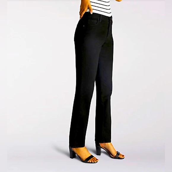 Lee Women's Relaxed Fit Straight Leg Jeans - Stretch Cotton, Plain Front, New With Tags 7 thumbnail image